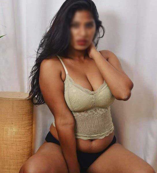 Hire escorts in Nalasopara for consensual sex work