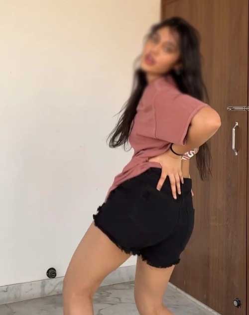 Paid meetups with fun-loving and bold call girls in Naigaon